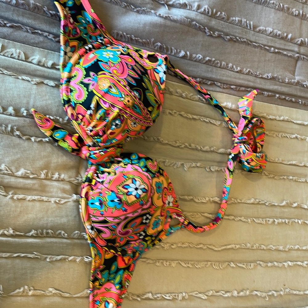 Victoria Secret bikini top